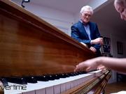 Prodigy Plays Song From 4 Notes