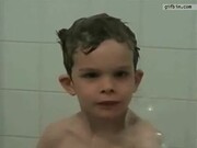 Kid Makes Soap Bubbles