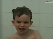 Kid Makes Soap Bubbles