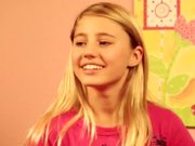 Kids React Extra- Lia